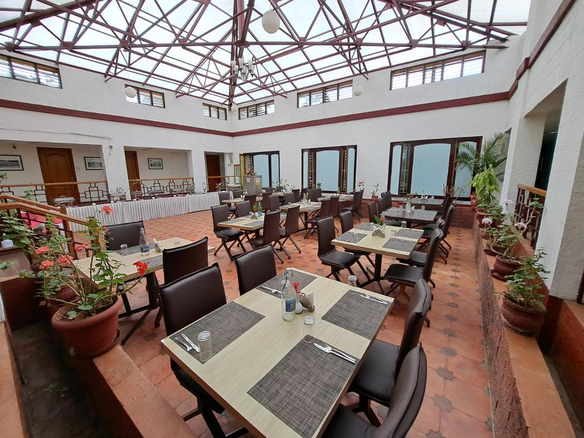 Hotel Preethi Classic Towers Udagamandalam Exterior foto