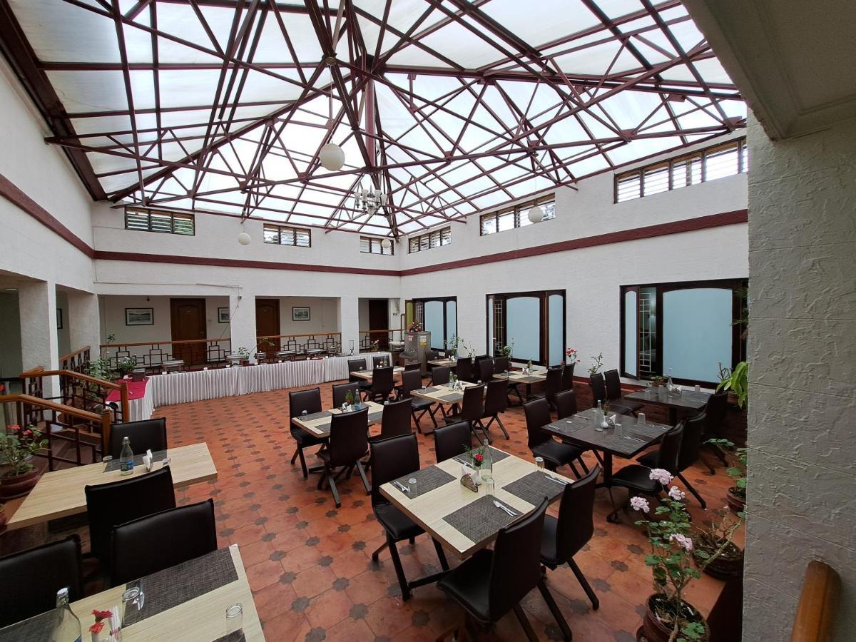 Hotel Preethi Classic Towers Udagamandalam Exterior foto